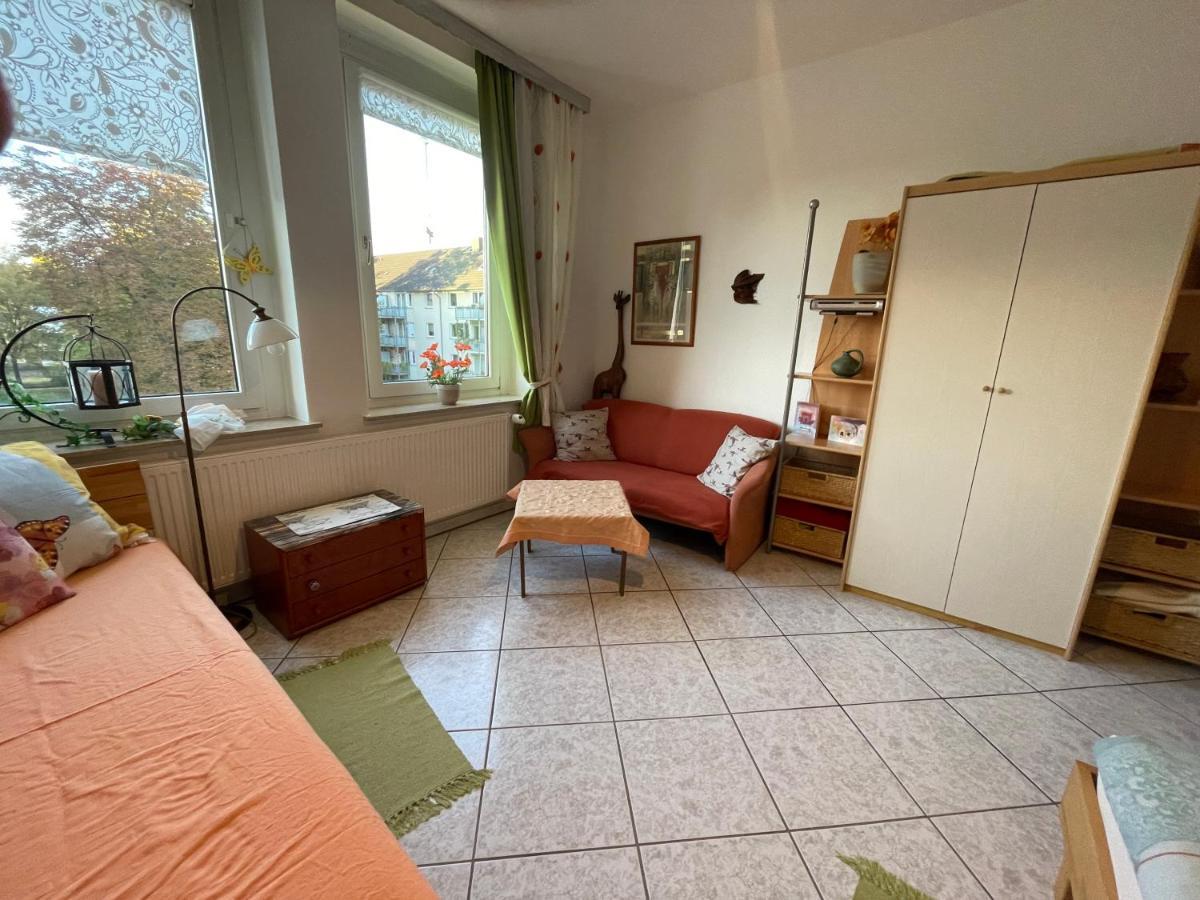 Schöne 3 Zimmer Wohnung, Nähe Messe, Balkon Hannover Exterior foto